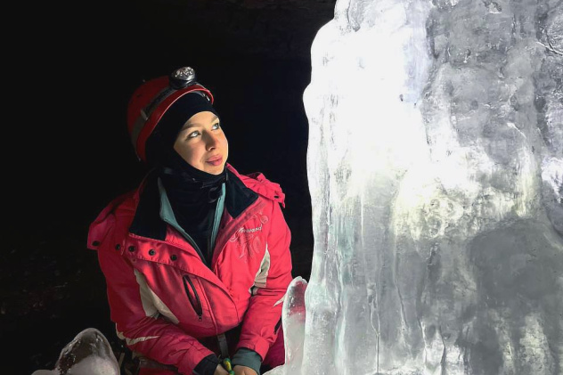 Спуск в Огненную пещеру