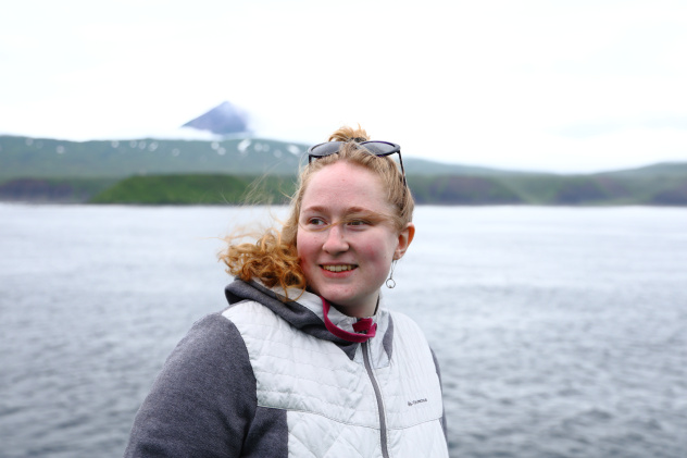 Вид на вулкан Креницына с палубы БДК. Автор фото: Мушкарина Дарья Вид на вулкан Креницына с палубы БДК. Автор фото: Мушкарина Дарья