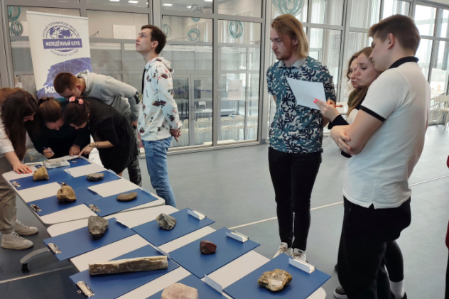 Мини-игра с кроссвордами Мини-игра с кроссвордами