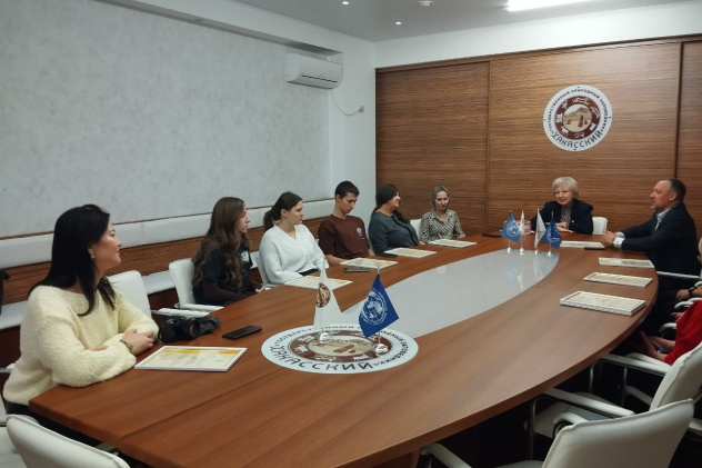 Активистов Молодежного центра РГО  Республики Хакасия отметили Благодарственными письмами 