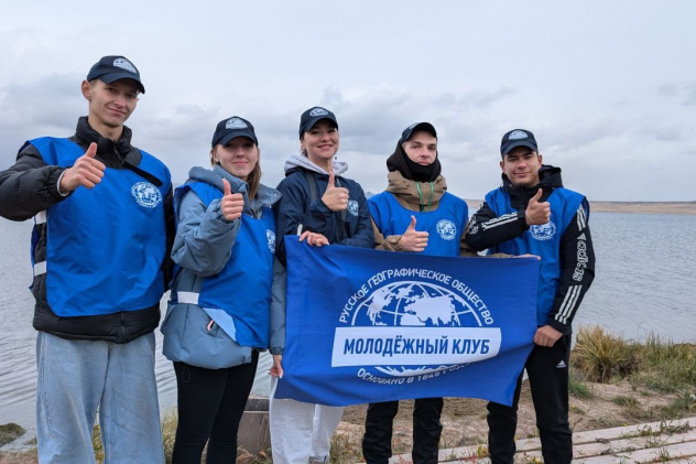 Активисты Молодежного кулба РГО "Хан Тигир" Активисты Молодежного кулба РГО "Хан Тигир"