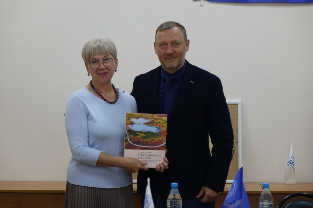 География в лицах. Встреча с Виктором Непомнящим География в лицах. Встреча с Виктором Непомнящим