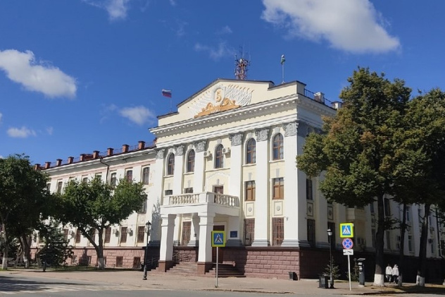 По улицам города По улицам города