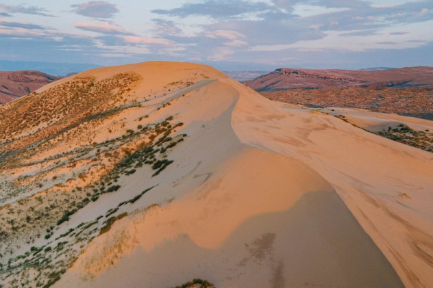 Бархан Сарыкум Бархан Сарыкум