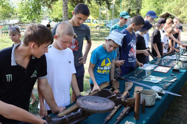 Участники экскурсии