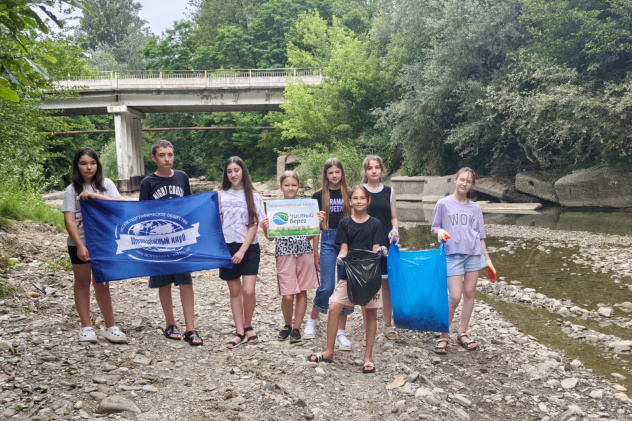 Участники экологической акции Участники экологической акции