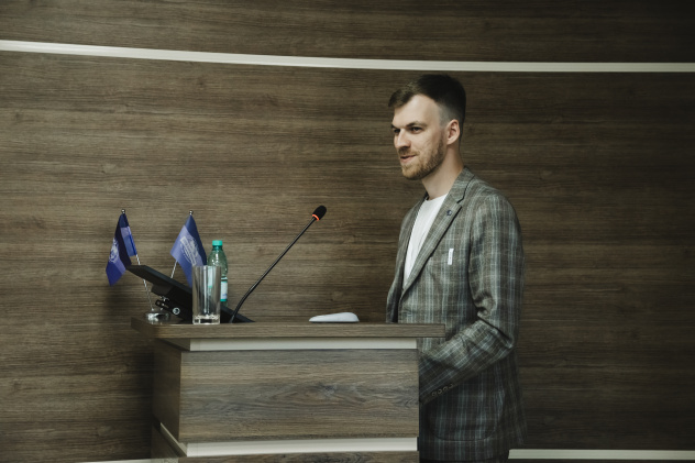 Людмила Карпецкая Людмила Карпецкая