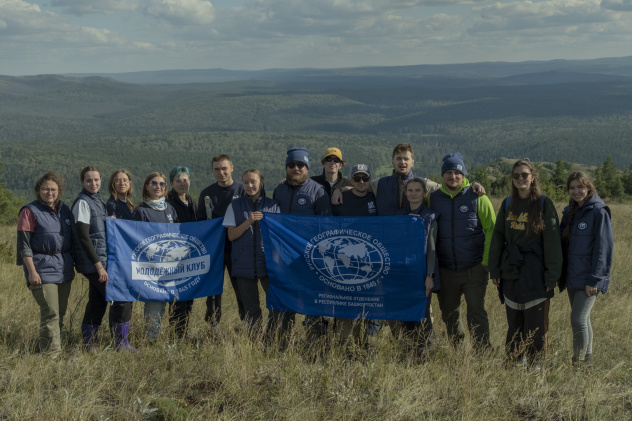 Дамир Гайниев Дамир Гайниев