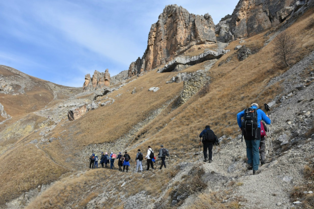 Восхождение на гору Лха Восхождение на гору Лха