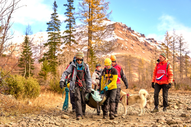 Максим Зверев Максим Зверев