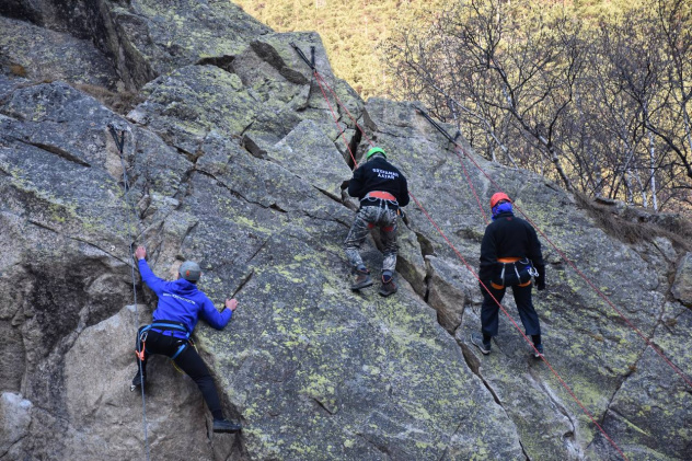 Автор: Тенгиз Мокаев Автор: Тенгиз Мокаев