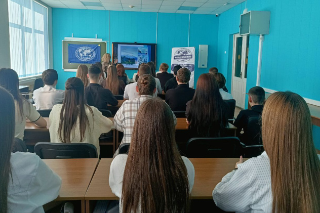 В Армавирском юридическом техникуме прошли научно-популярные лекции, посвящённые жизни и творчеству Сергея Дудко В Армавирском юридическом техникуме прошли научно-популярные лекции, посвящённые жизни и творчеству Сергея Дудко