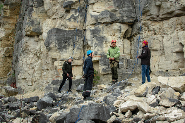 У подножия "гор вниз"