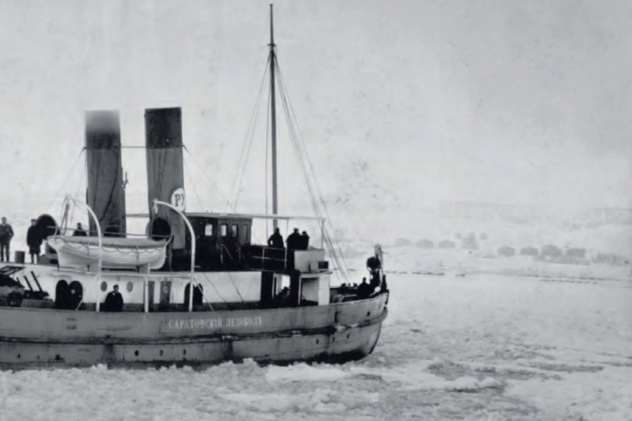 "Саратовский ледокол" во время одной из зимних навигаций (конец XIX века)