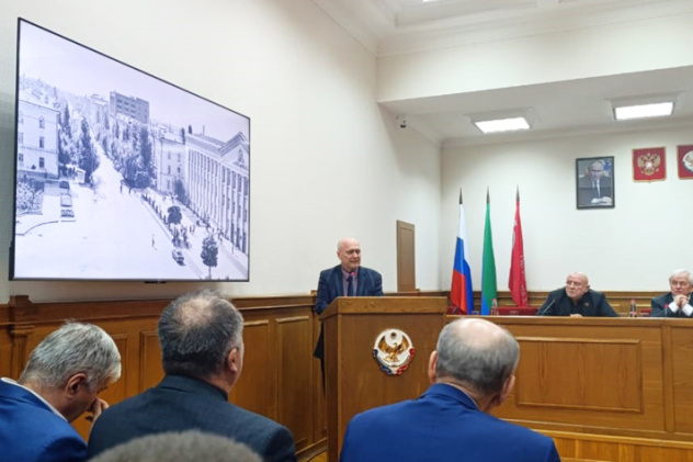 Выступление Эльдара Эльдарова Выступление Эльдара Эльдарова