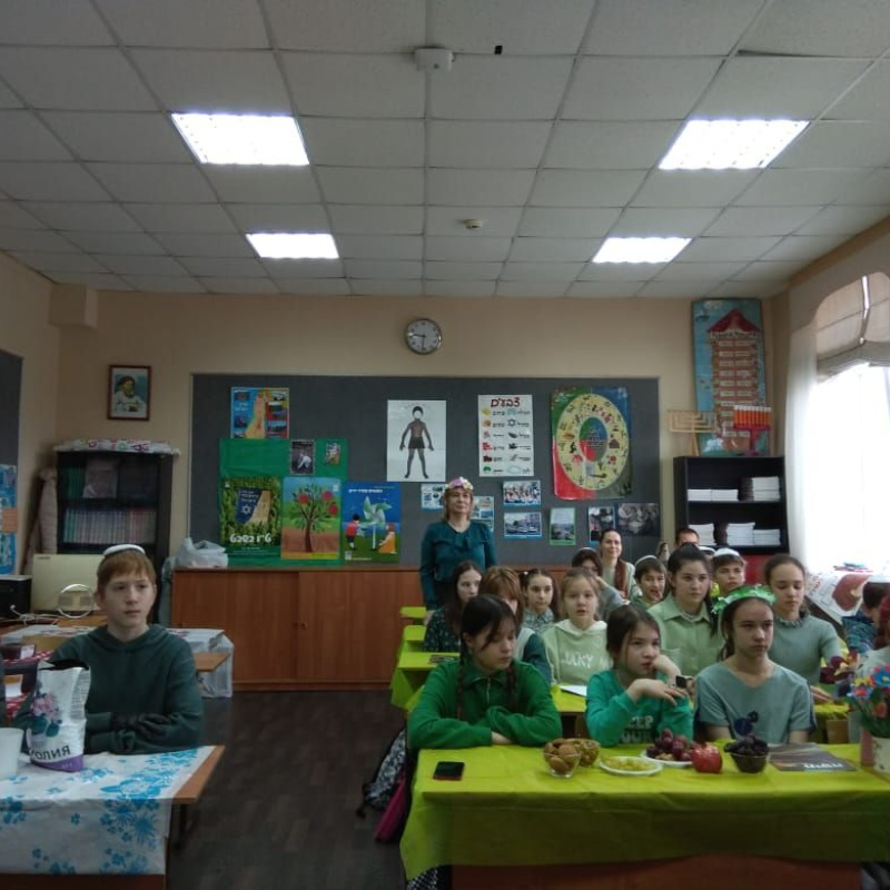 Молодежный клуб РГО "ОРТ Мишпахтейну" Молодежный клуб РГО "ОРТ Мишпахтейну"