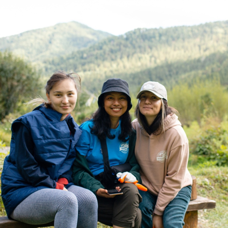 В Горно-Алтайском ботаническом саду (ООПТ) В Горно-Алтайском ботаническом саду (ООПТ)