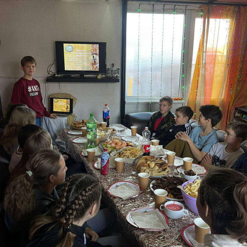 Активисты на чаепитии Активисты на чаепитии