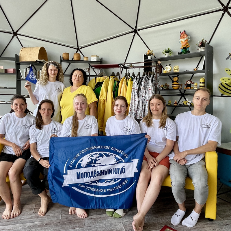 Школа молодого пчеловода Школа молодого пчеловода