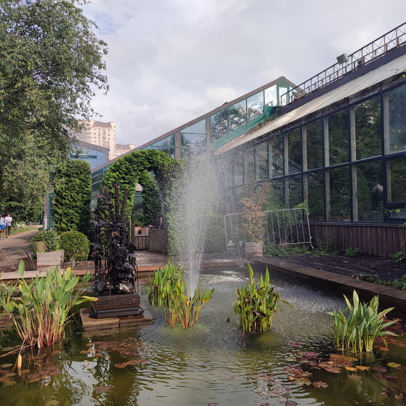 Оранжереи Аптекарского огорода