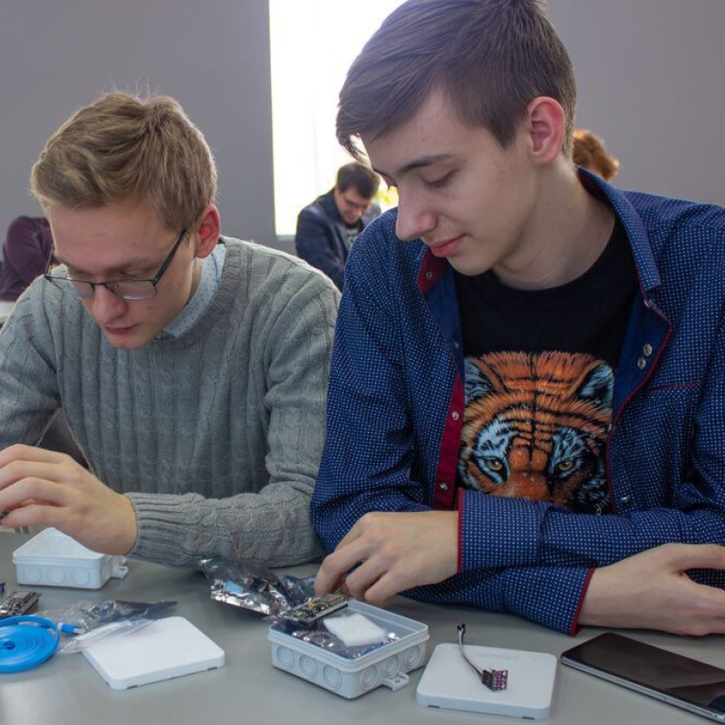 мбу молодежный центр мбу молодежный центр