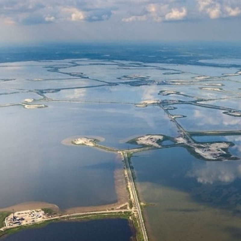 Самотлорское нефтяное месторождение Самотлорское нефтяное месторождение