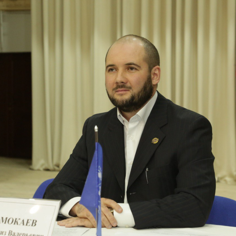 Михаил Сенич