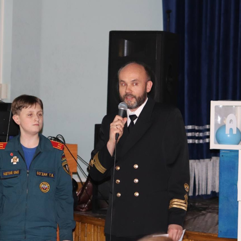 Вручение благодарственного письма Богдану Трофиму