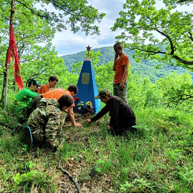 Уход за памятником
