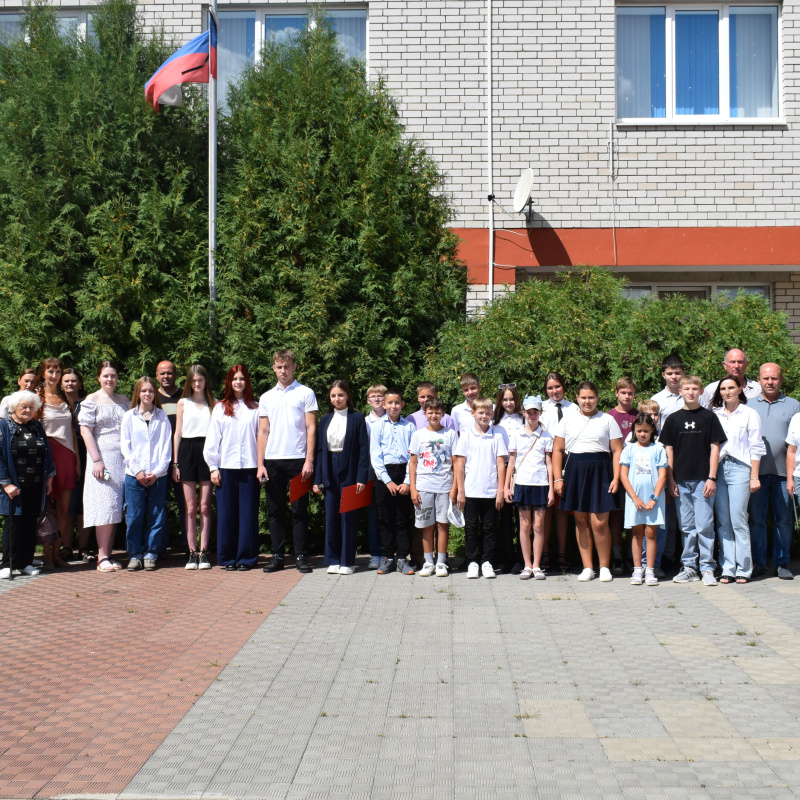 Митинг-реквием "Навечно в строю ..." Митинг-реквием "Навечно в строю ..."