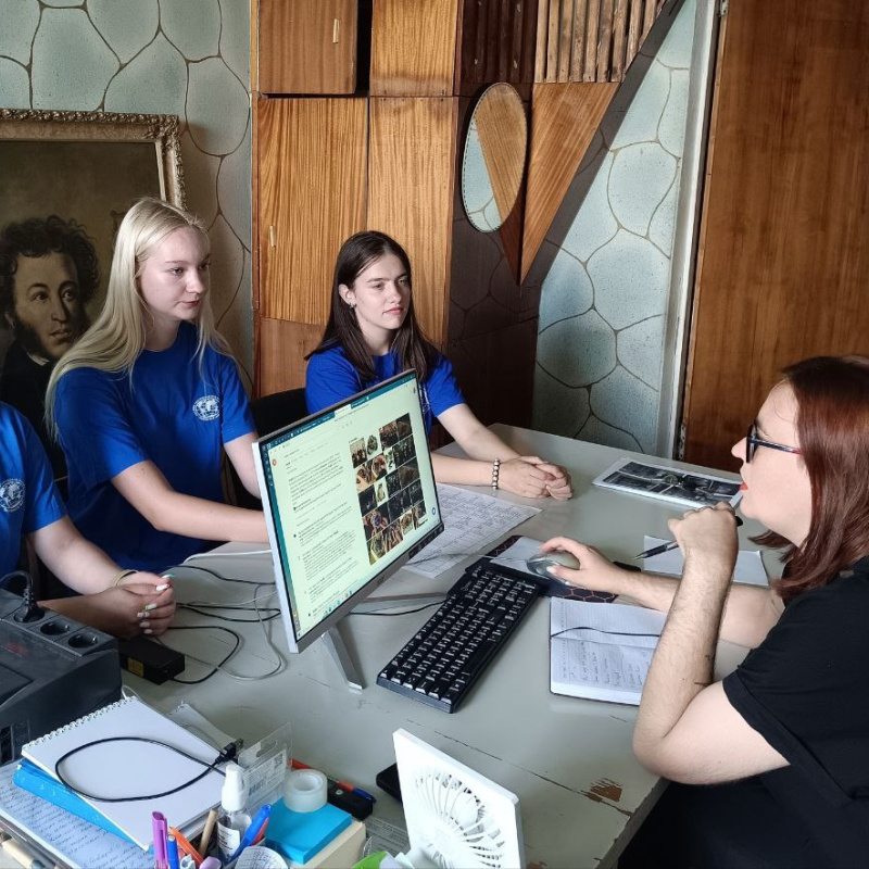 Интервью активистов МК РГО "Салют" газете "Армавирский собеседник" Интервью активистов МК РГО "Салют" газете "Армавирский собеседник"