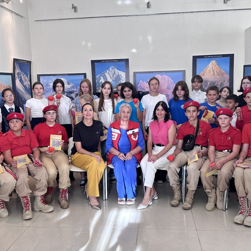 Участники открытия выставки