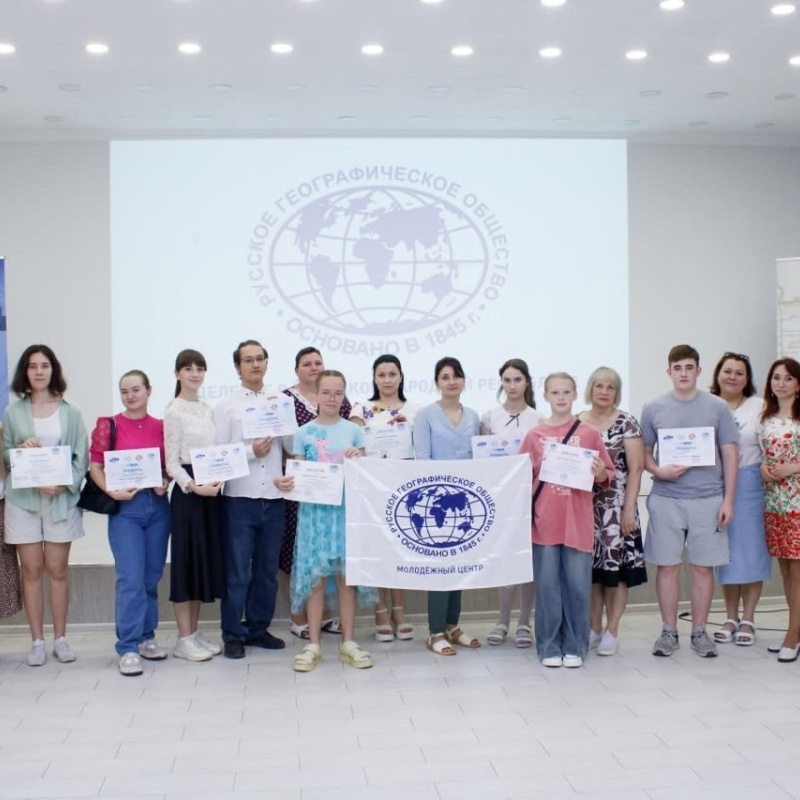 Фото активистов Молодежного клуба и Молодежного центра Фото активистов Молодежного клуба и Молодежного центра