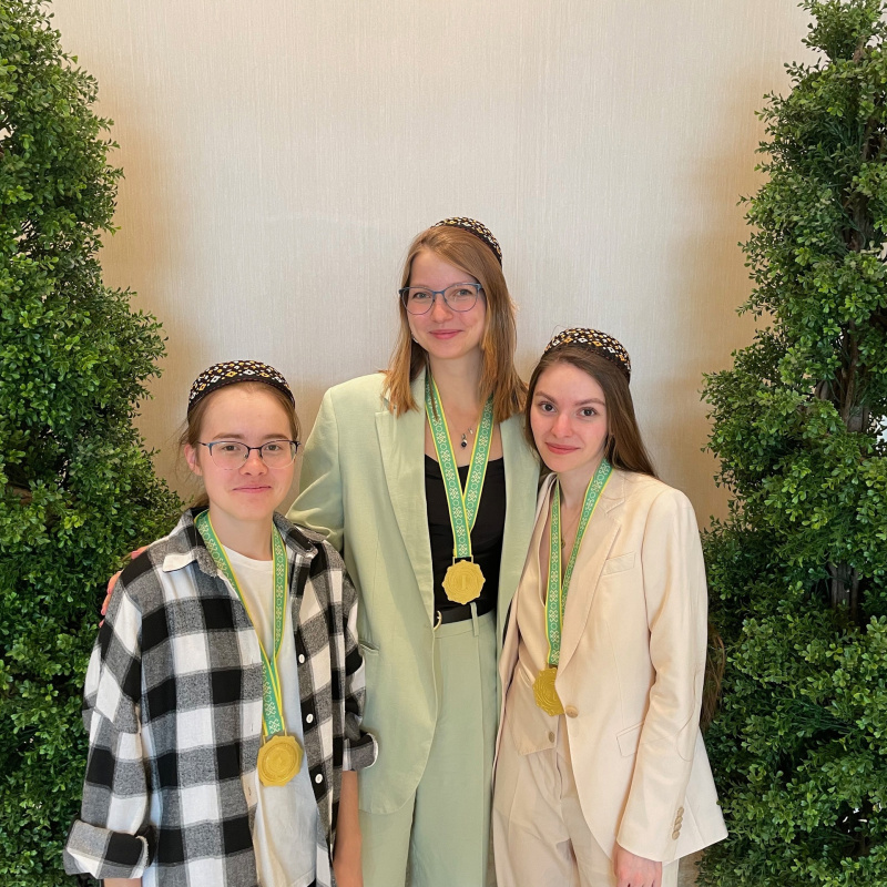 Делегация МГИМО