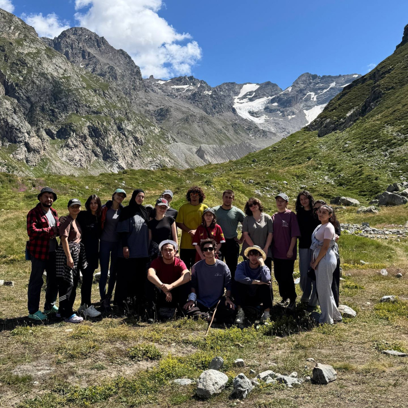 Ислам Шогенов