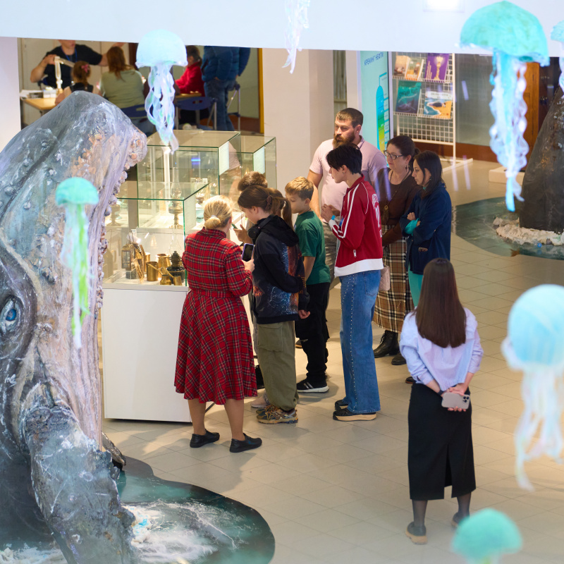 Время китов в Музее геологии, нефти и газа Молодежный клуб “Нёр” Русского географического общества запустил проект "Хранитель океана".