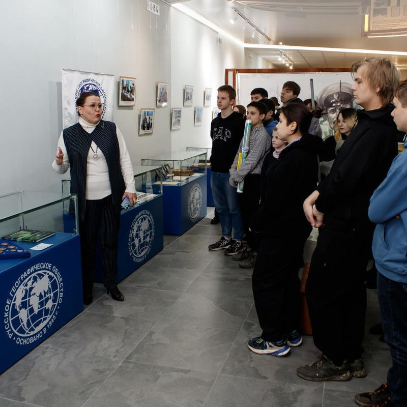 Владислав Лемянский В Донецке открылась выставка, посвященная деятельности Русского географического общества