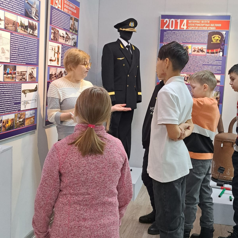 Экскурсия по выставке "Крылья Победы. Северный Тиман" Экскурсия по выставке "Крылья Победы. Северный Тиман"