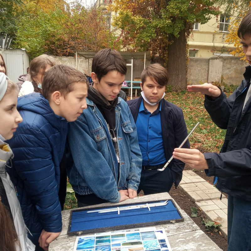 На метеорологической площадке