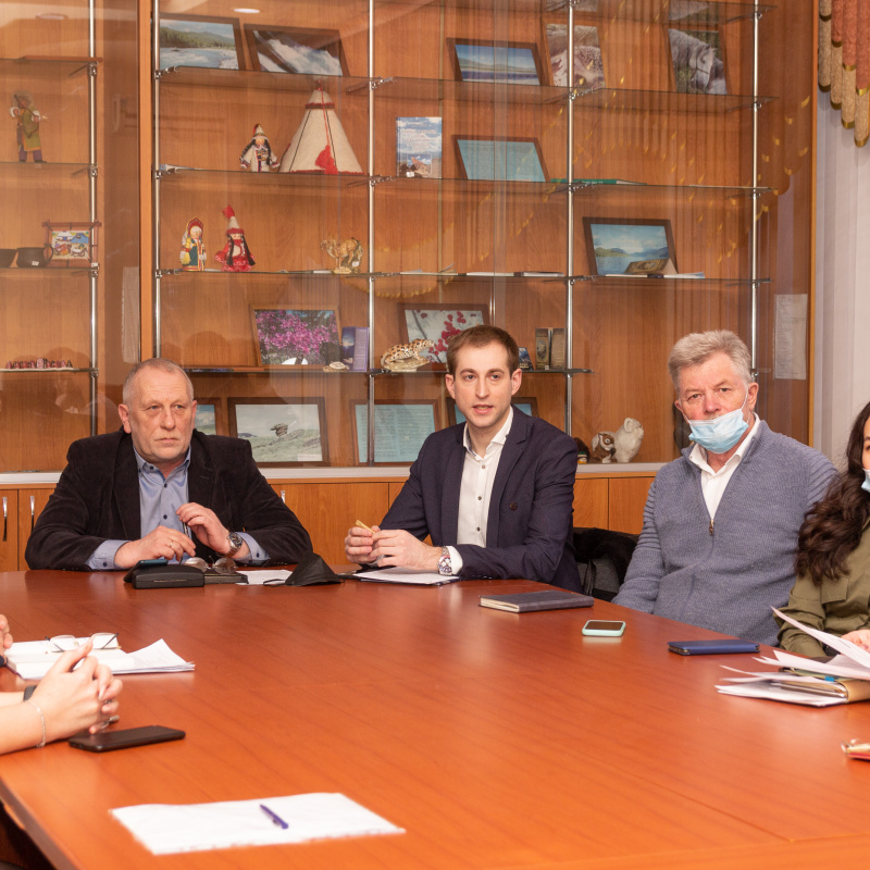 Круглый стол Круглый стол