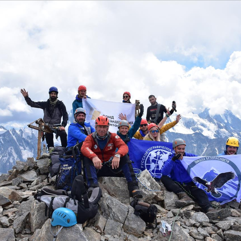 Молодежный клуб "Альтаир" Молодежный клуб "Альтаир"