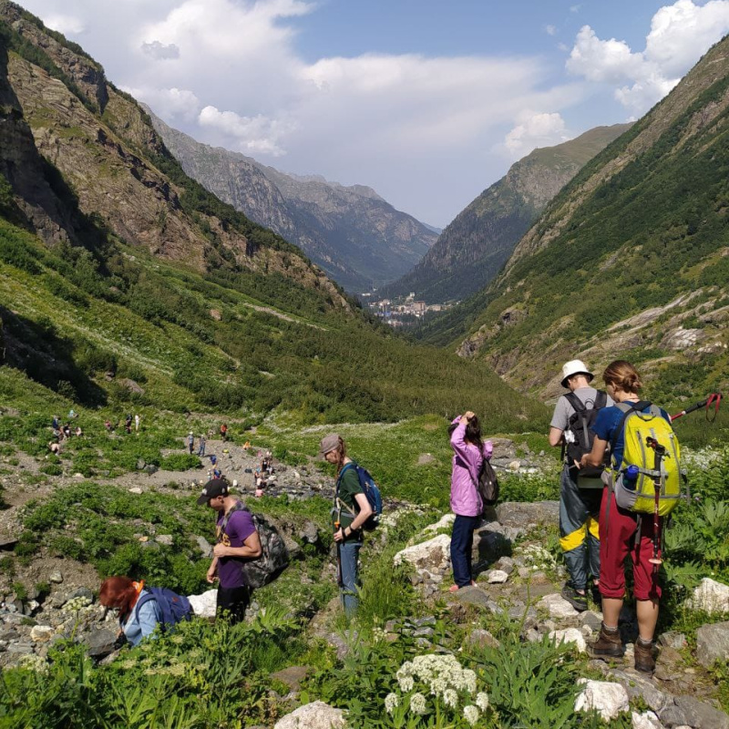 Участники Заповедной школы РГО в Тебердинском национальном парке