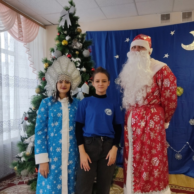 Новый год в детском центре Новый год в детском центре