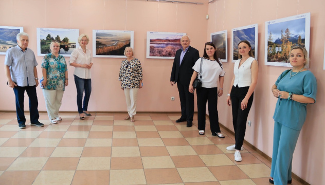 Фотовыставка «По России с любовью» Фотовыставка «По России с любовью»