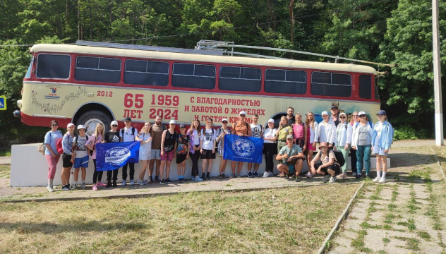 МНОГО ГОР НА ДЕНЬ РОССИИ_02 МНОГО ГОР НА ДЕНЬ РОССИИ_02