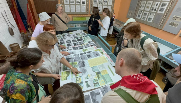 Посещение архива школы Петропавловска Посещение архива школы Петропавловска