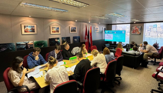 Во время написания диктанта