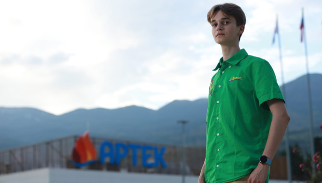 Молодежный клуб РГО "ОРТ Мишпахтейну" Молодежный клуб РГО "ОРТ Мишпахтейну"