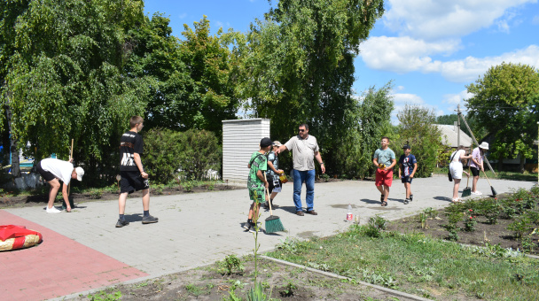 День добрых дел в лагере "Старт в науку"