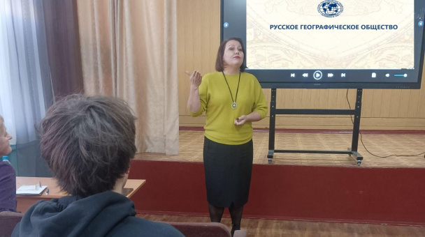 Встреча Молодёжного центра РГО ДНР со школьниками Донецка